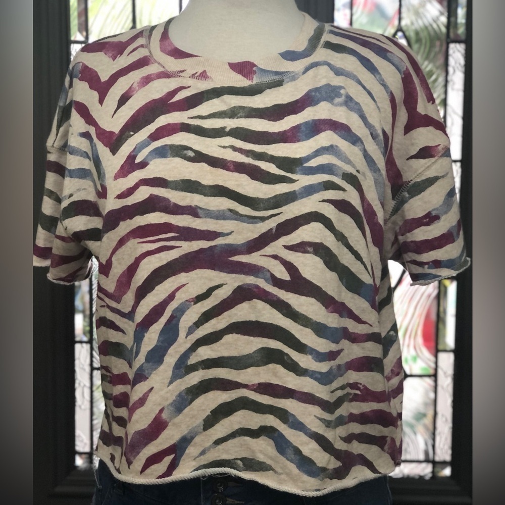 Secret Treasures Rainbow Zebra Soft Cropped Relaxed Fit Women's Shirt